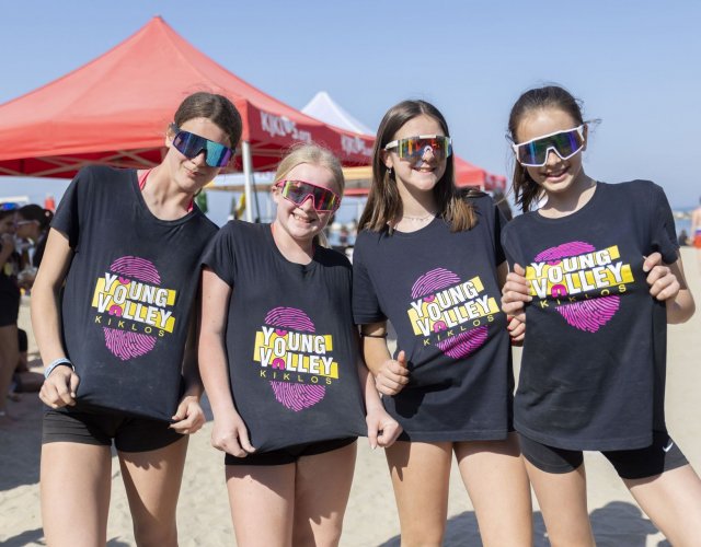 25° YOUNG VOLLEY APRILE